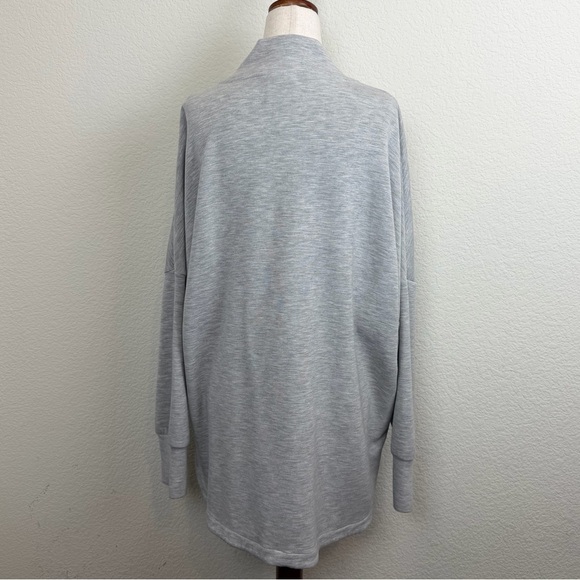 Varley Bay Sweat Pullover in Grey Marl
Size Large - Picture 10 of 15